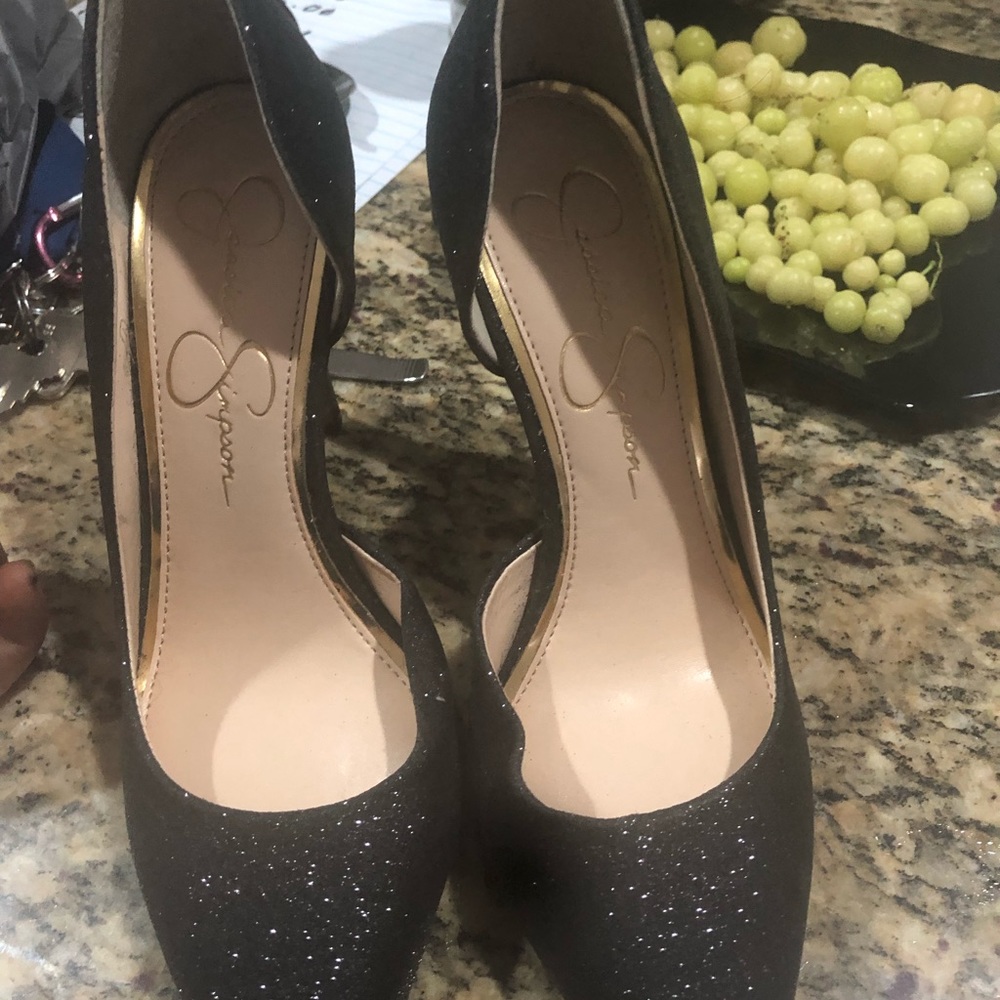 Shoe - Picture 2 of 2